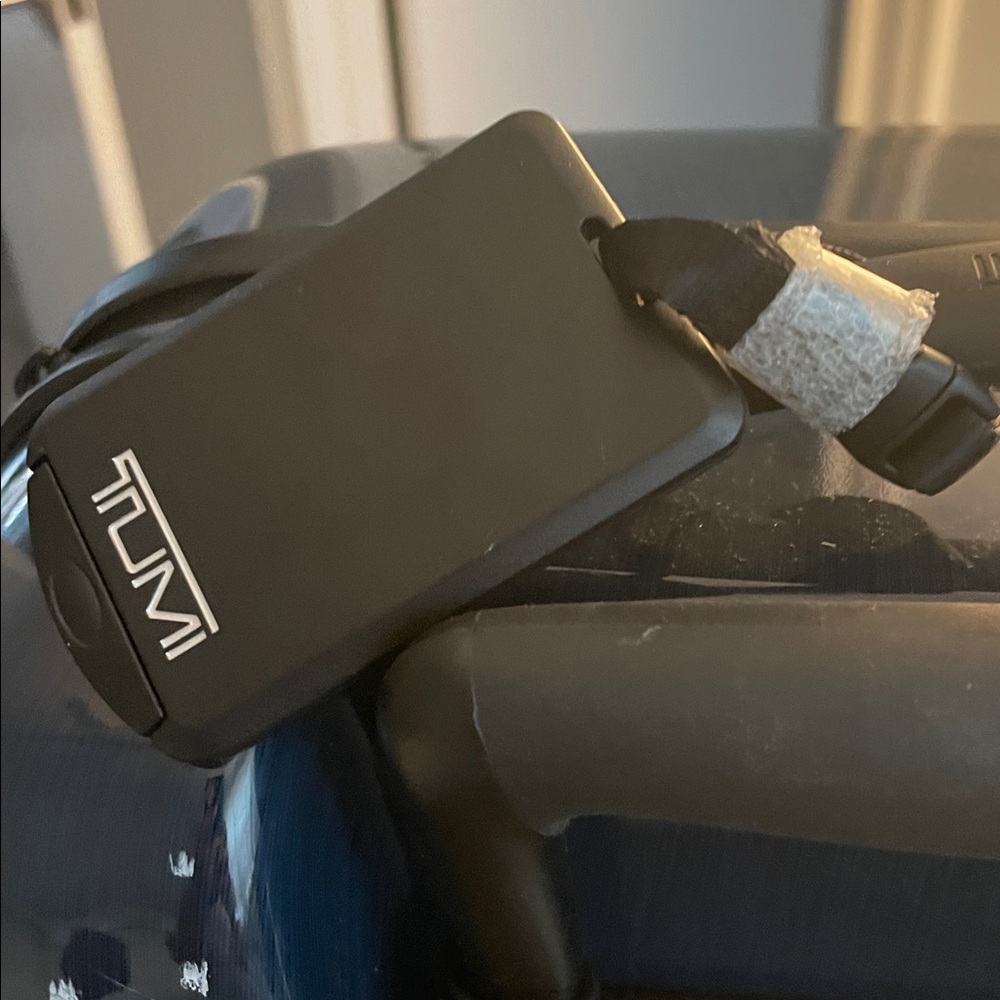 Tumi Navy Hard Shell Luggage - Picture 13 of 13